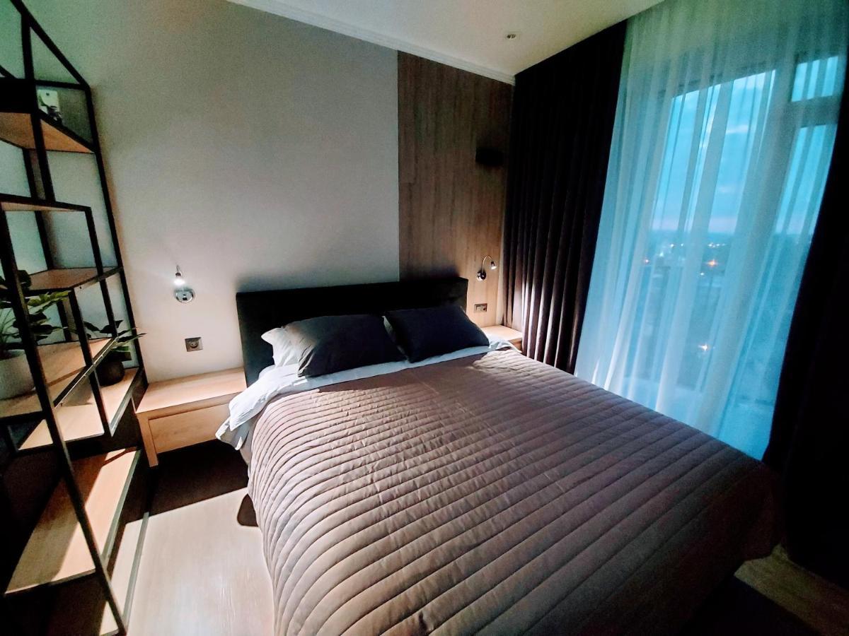 צ'יסינאו Hermes Avenue Apartments מראה חיצוני תמונה
