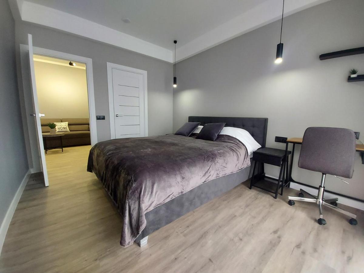 צ'יסינאו Hermes Avenue Apartments מראה חיצוני תמונה