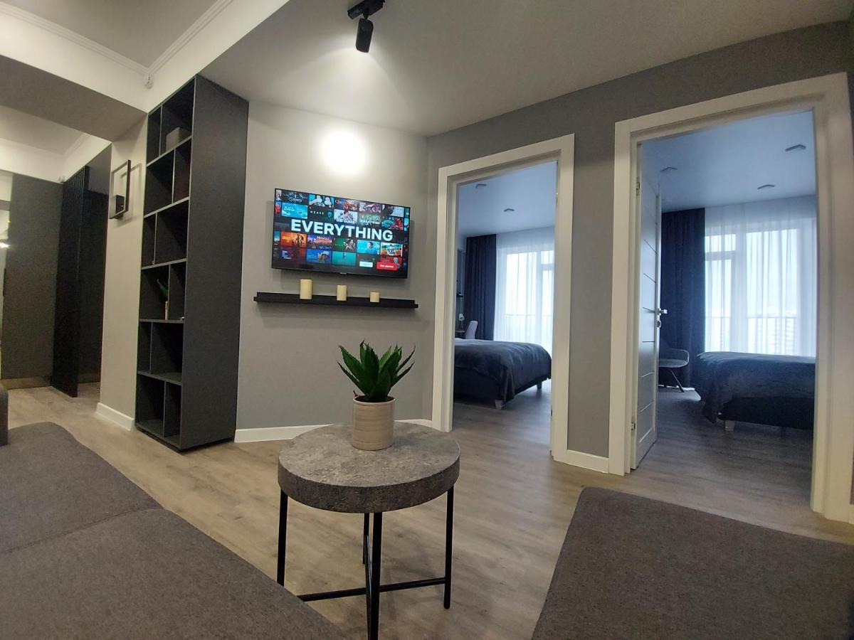 צ'יסינאו Hermes Avenue Apartments מראה חיצוני תמונה